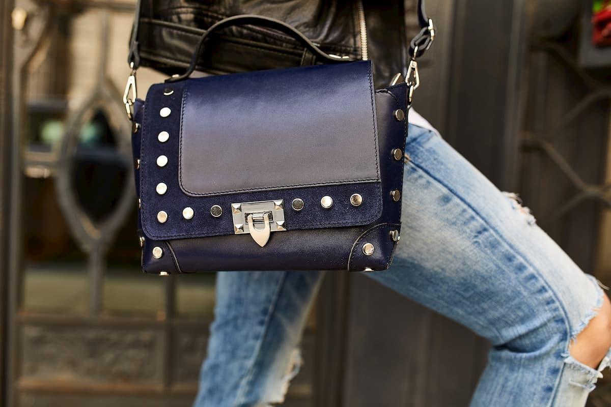 Classic Blue - Az év színe 2020