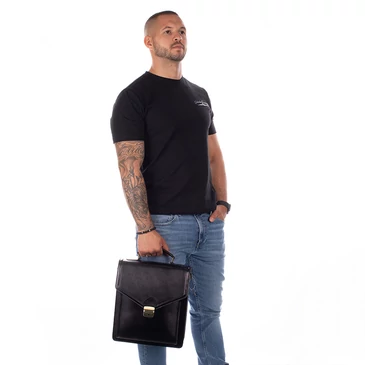  Valódi bőr férfi oldaltáska fekete színben