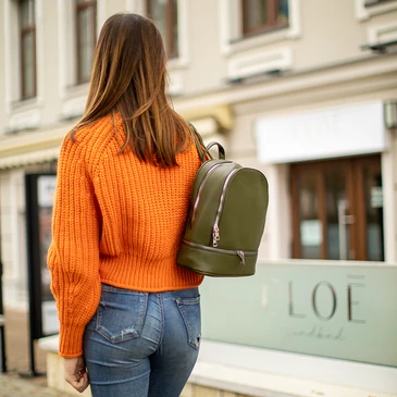 Női hátizsák zöld színben