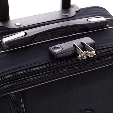 Bőrönd közép méret fekete színben