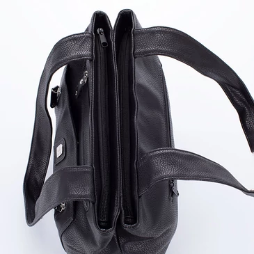 Női válltáska fekete-barna színben 