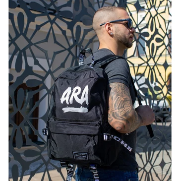 Hátizsák fekete színben 8815-fekete