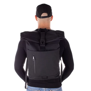 Fekete vízálló többzsebes laptoptartós hátizsák