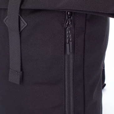 Fekete vászon többzsebes hátizsák