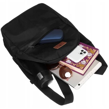 Peterson hátizsák fekete színben