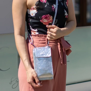 Valódi bőr telefontartó és pénztárca egyben ezüst színben