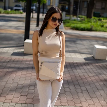 Silvia Rosa sokzsebes  női oldaltáska 