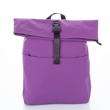 Vízálló többzsebes hátizsák méret: 40 x 30 x 20 cm