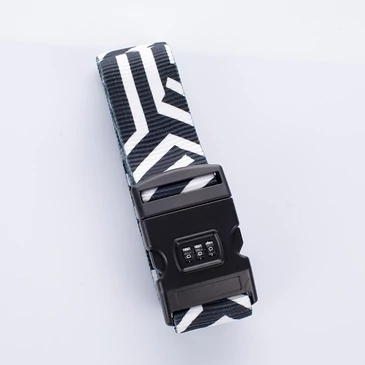 Számzáras bőröndpánt különleges mintával