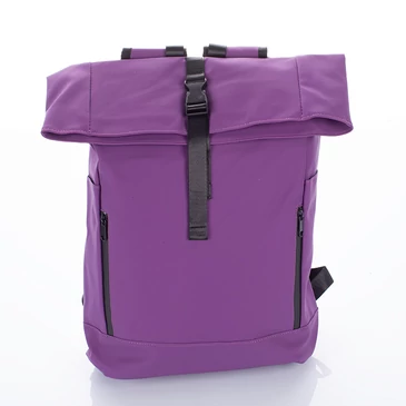 Vízálló többzsebes hátizsák méret: 40 x 30 x 20 cm