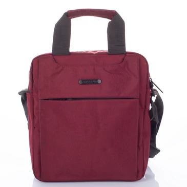 Sokzsebes praktikus férfi oldaltáska 