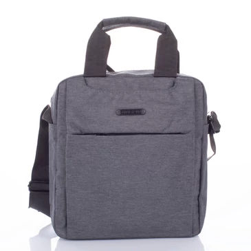 Sokzsebes praktikus férfi oldaltáska 