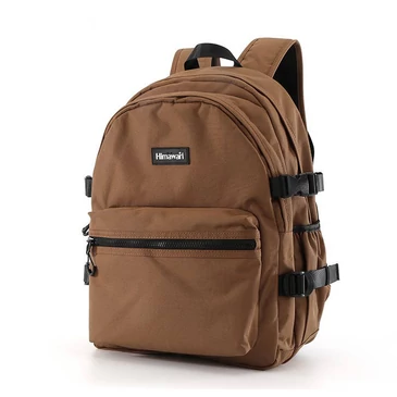 Városi, tágas hátizsák vízálló anyagból Barna színben