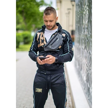 AdventureR övtáska kék színben AT537