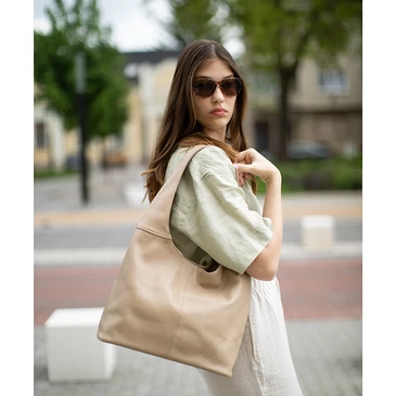 Valódi bőr női táska taupe színben