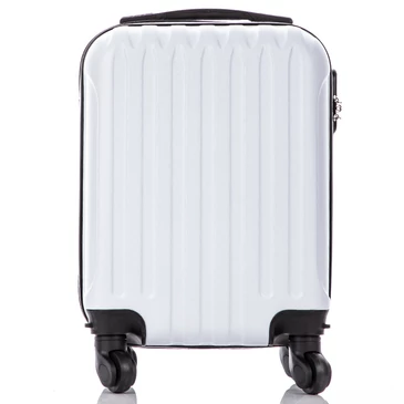 Bőrönd kabin méret RYANAIR járataira felvihető levehető kerekekkel  (40 x 30 x 20 cm)