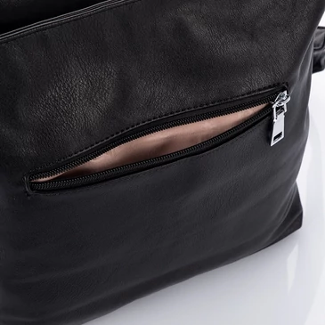 Sokzsebes női oldaltáska 