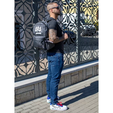 Hátizsák fekete színben 8815-fekete