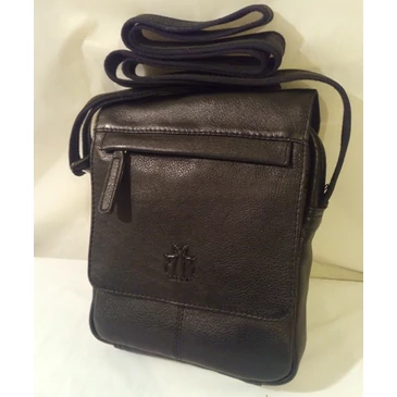 RO-5743 Rosme bőr válltáska fekete színben