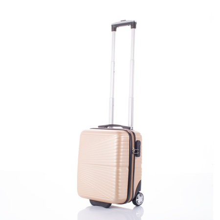  Bőrönd kabin méret WIZZAIR járataira ingyenesen felvihető (40 x 30 x 20 cm)
