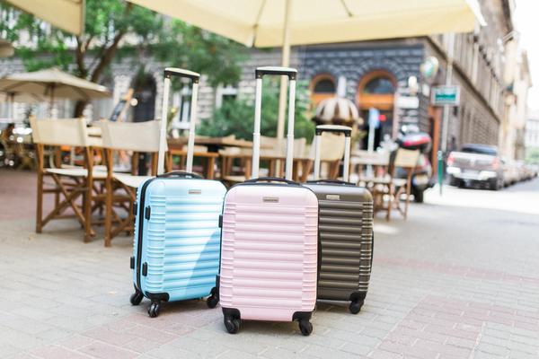 Bőrönd kerék javítás