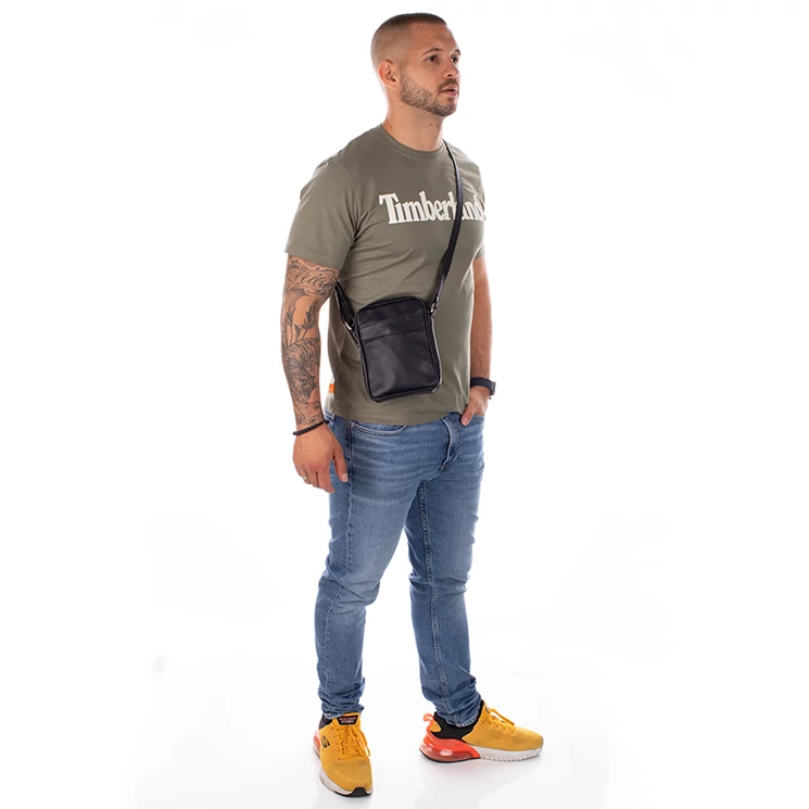 Valódi bőr férfi oldaltáska fekete színben Made in Italy