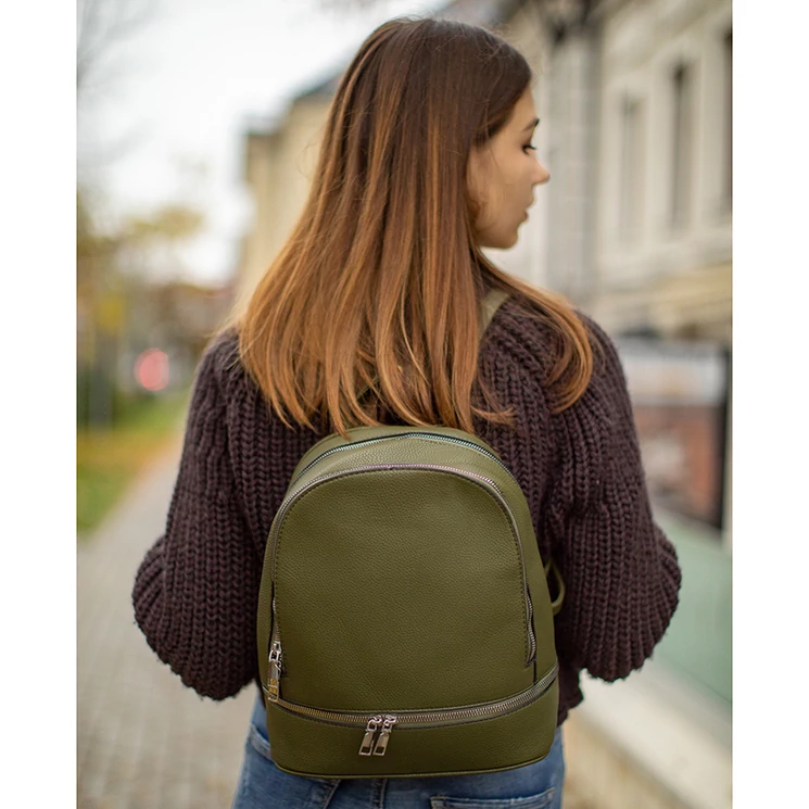 Női hátizsák zöld színben