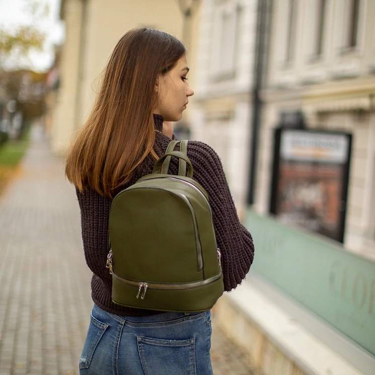 Női hátizsák zöld színben