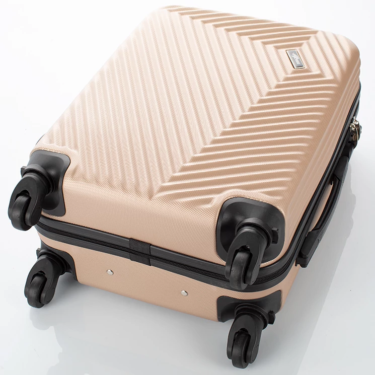 RHINO Bőrönd kabin méret RYANAIR járataira felvihető levehető kerékkel