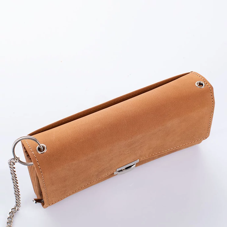 GIULIO NATURALE Valódi bivalybőr brifkó pénztárca világosbarna színben RFID rendszerrel