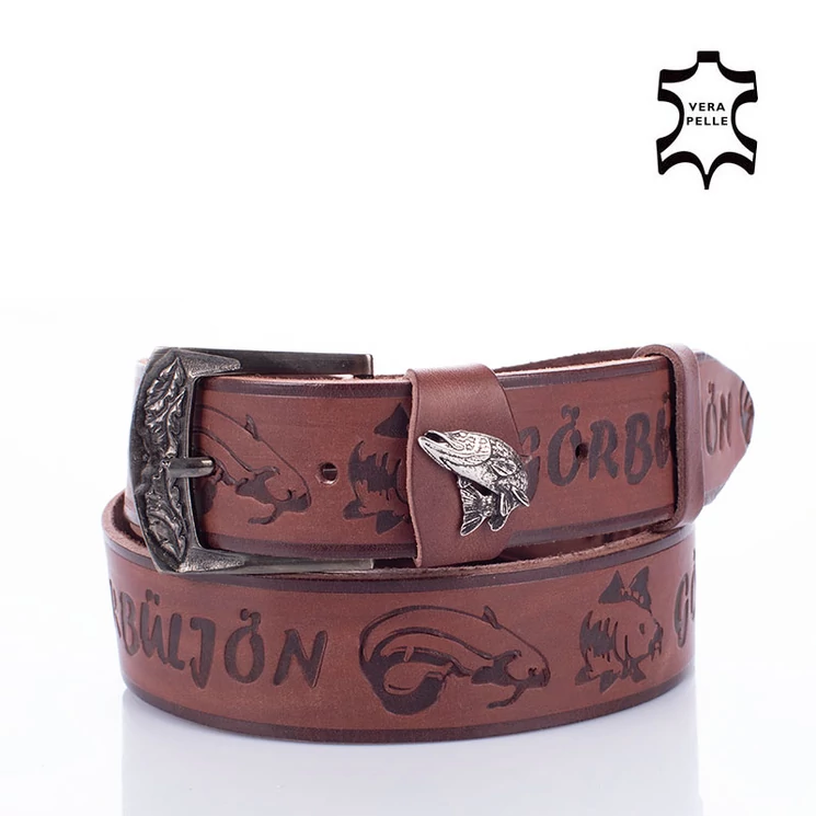 Horgász öv csuka mintával barna színben 135 cm-től 90 cm-ig