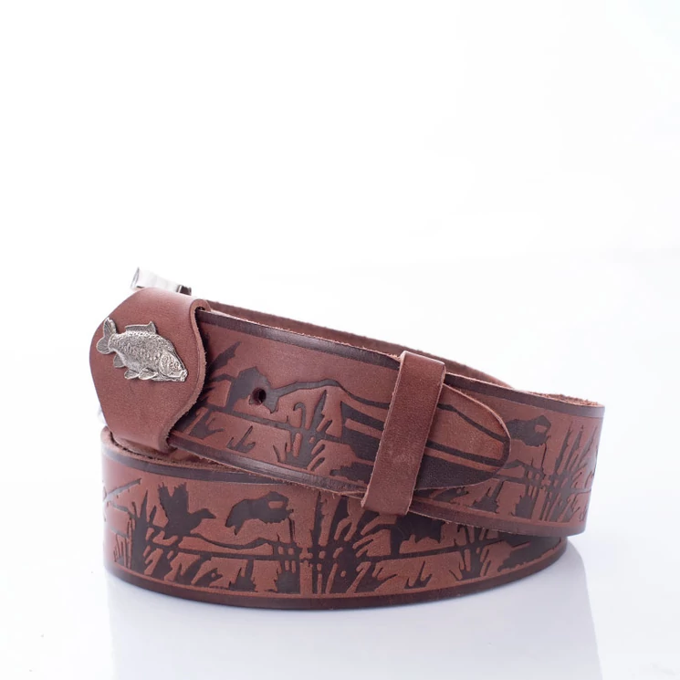 Horgász öv ponty mintával barna színben 135 cm-től 90 cm-ig