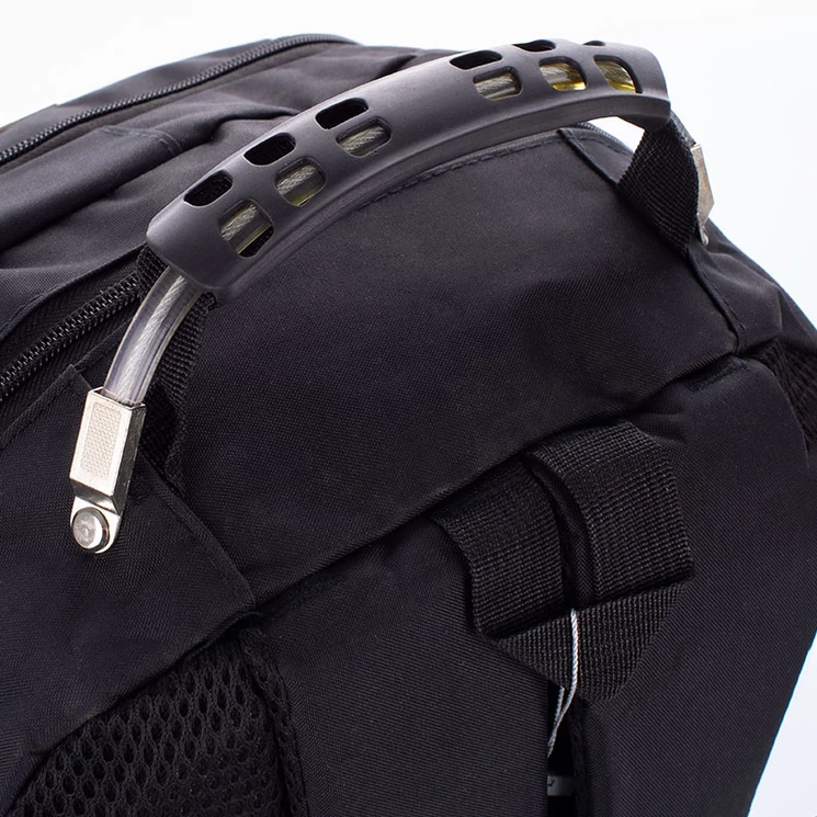 Ultraerős Fedélzeti méretű laptophátizsák 40 x 30 x 20 cm USB töltővel