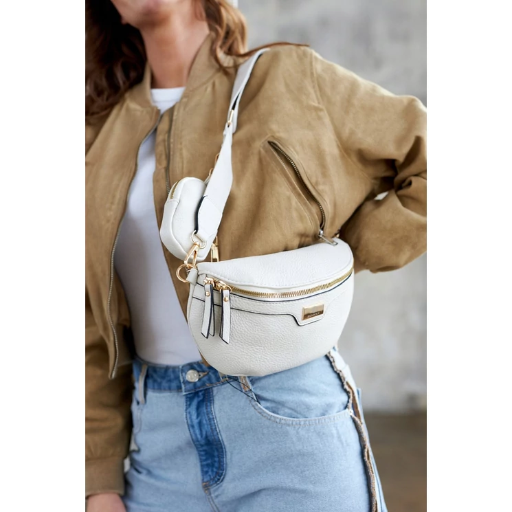Divatos Női Oldaltáska + Praktikus kiegészítővel