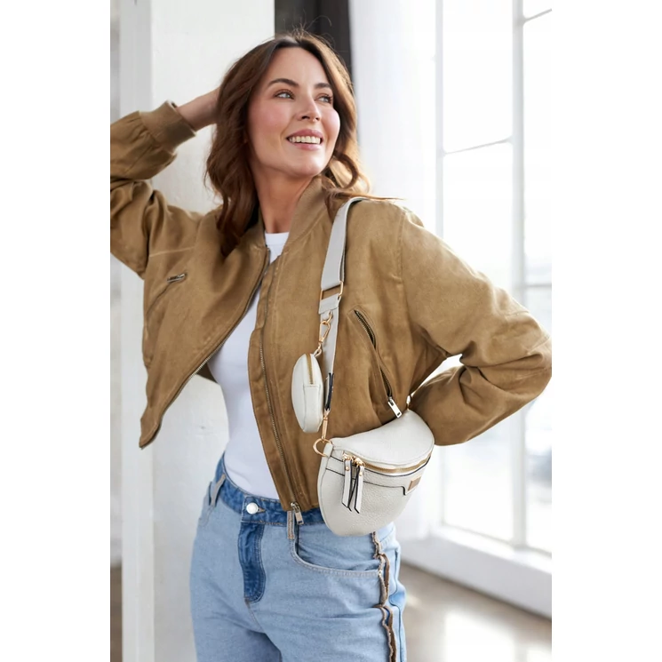 Divatos Női Oldaltáska + Praktikus kiegészítővel