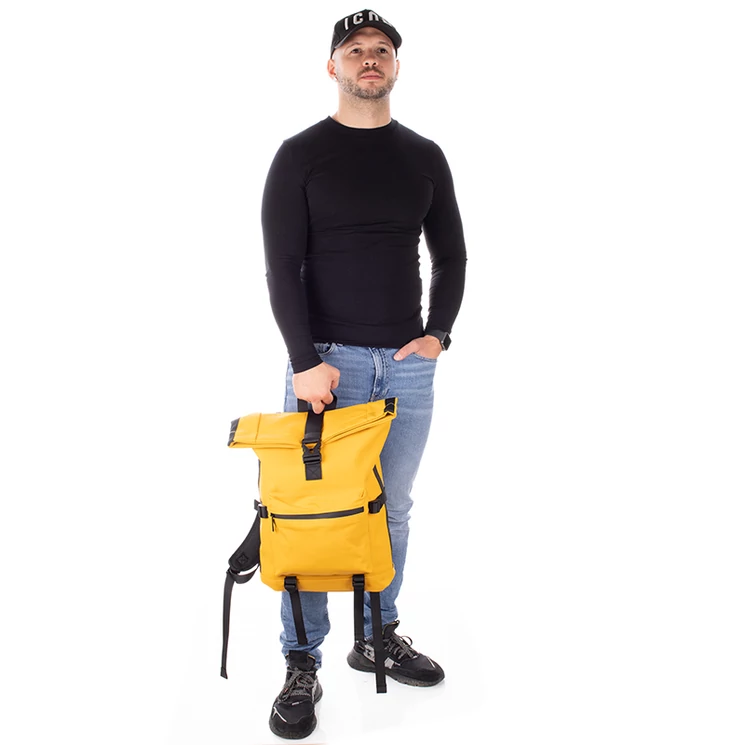 Sárga vízálló többzsebes laptoptartós hátizsák