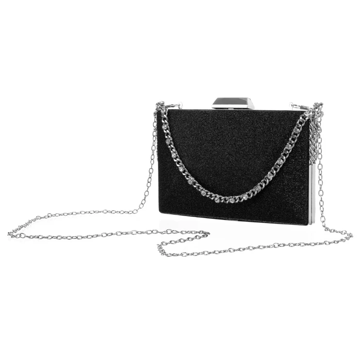 Láncos női alkalmi táska Fekete színben