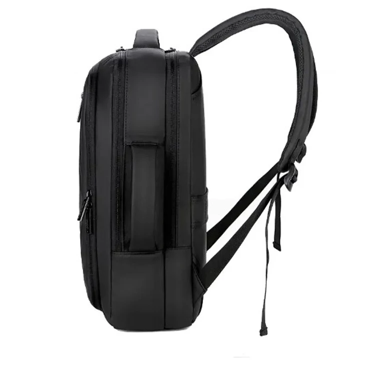 Fedélzeti méretű hátizsák USB töltővel bővíthető