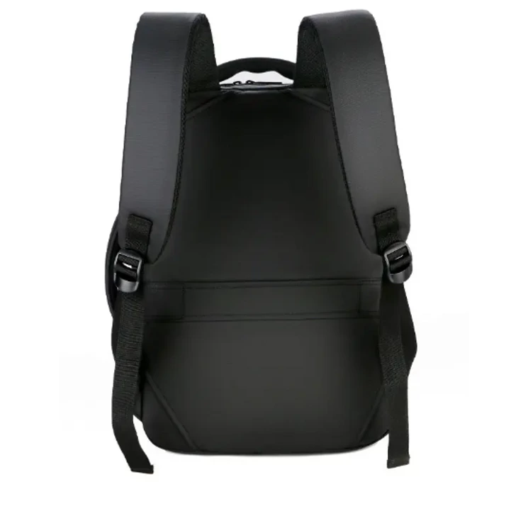 Fedélzeti méretű hátizsák USB töltővel bővíthető