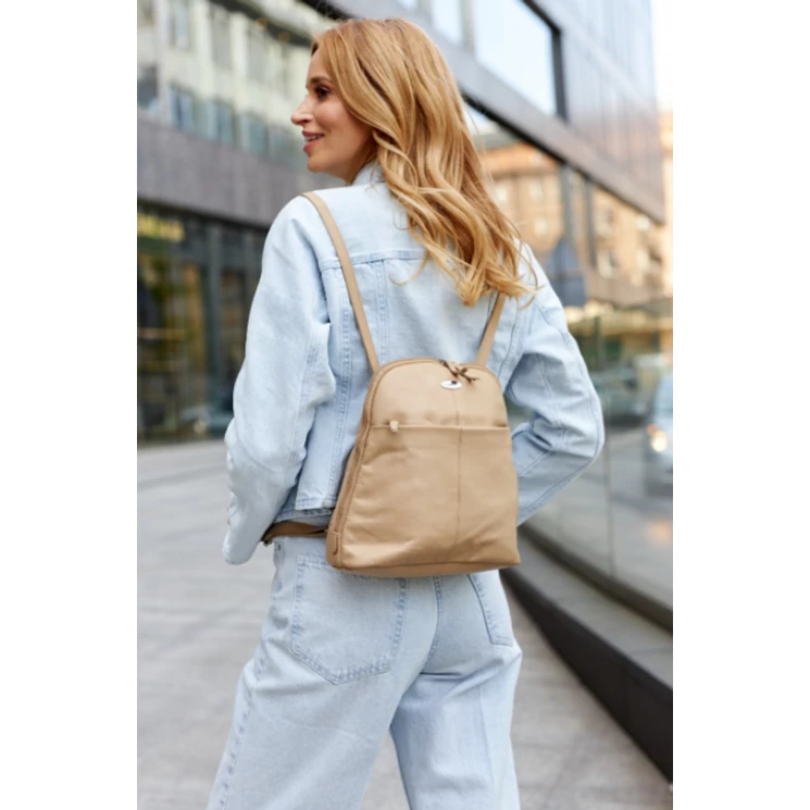  Női valódi bőr Városi  hátizsák bézs színben