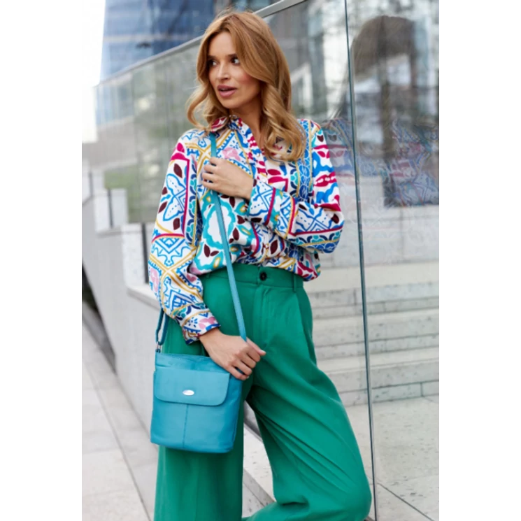 Valódi bőr Női oldaltáska türkizkék színben