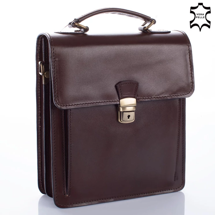 Valódi bőr férfi oldaltáska sötétbarna színben