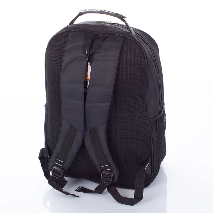 Ultraerős Fedélzeti méretű laptophátizsák  USB töltővel