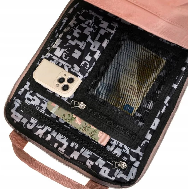 Hátizsák  kabinméretű táska Ipad tartóval