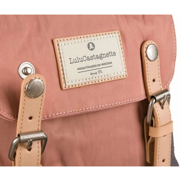 Hátizsák  kabinméretű táska Ipad tartóval