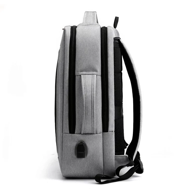 WIZZ Fedélzeti méretű laptophátizsák 40 x 30 x 20 cm USB csatlakozóval