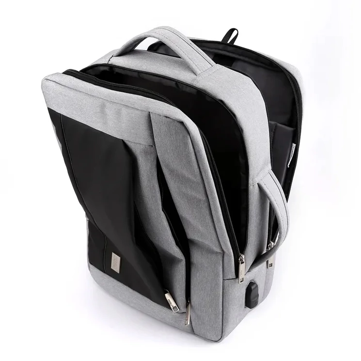 WIZZ Fedélzeti méretű laptophátizsák 40 x 30 x 20 cm USB csatlakozóval