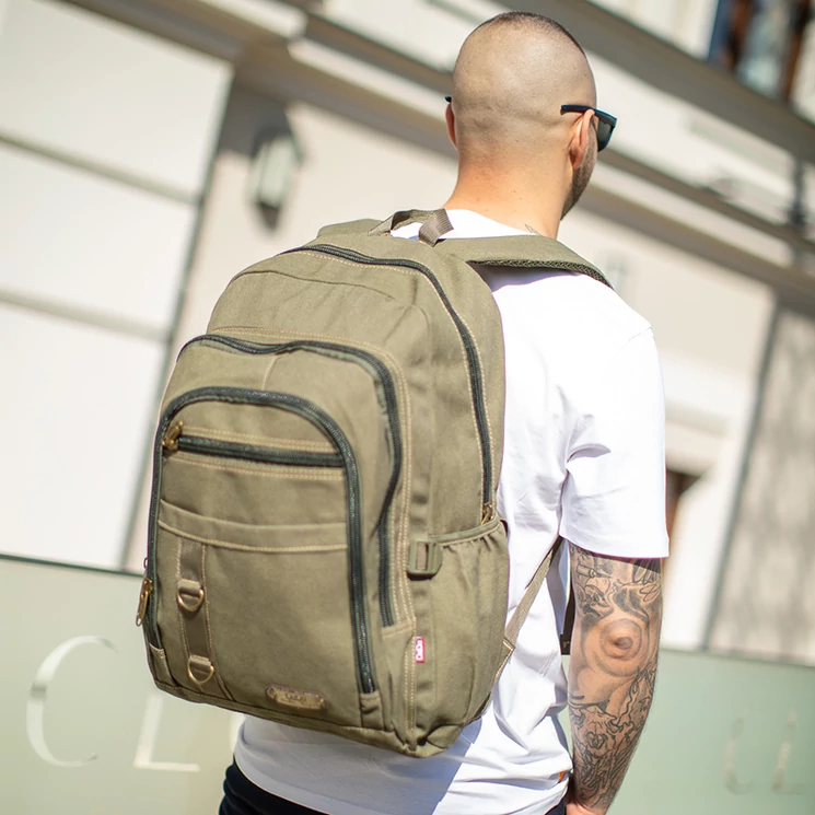 Outdoor vászon hátizsák khakizöld színben