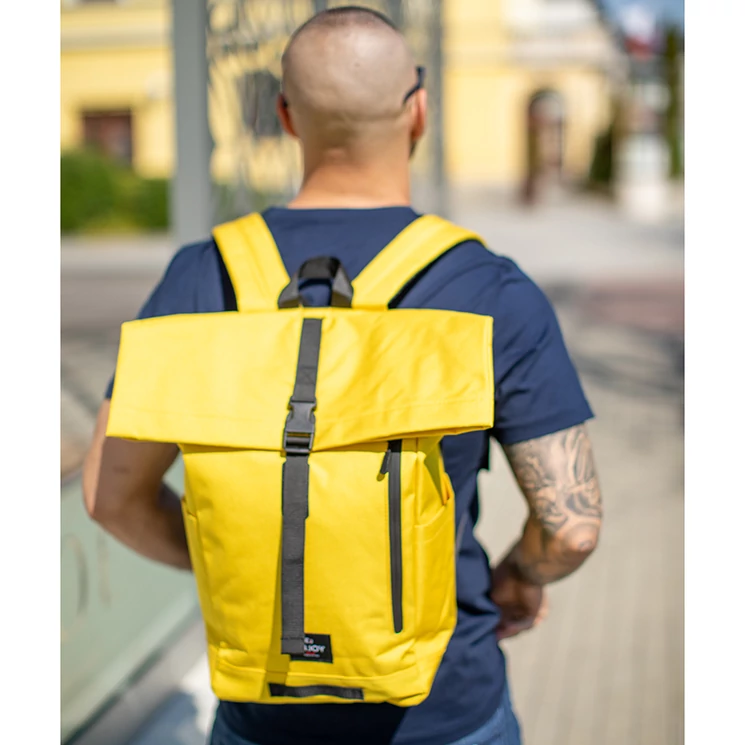 Sárga vászon többzsebes hátizsák