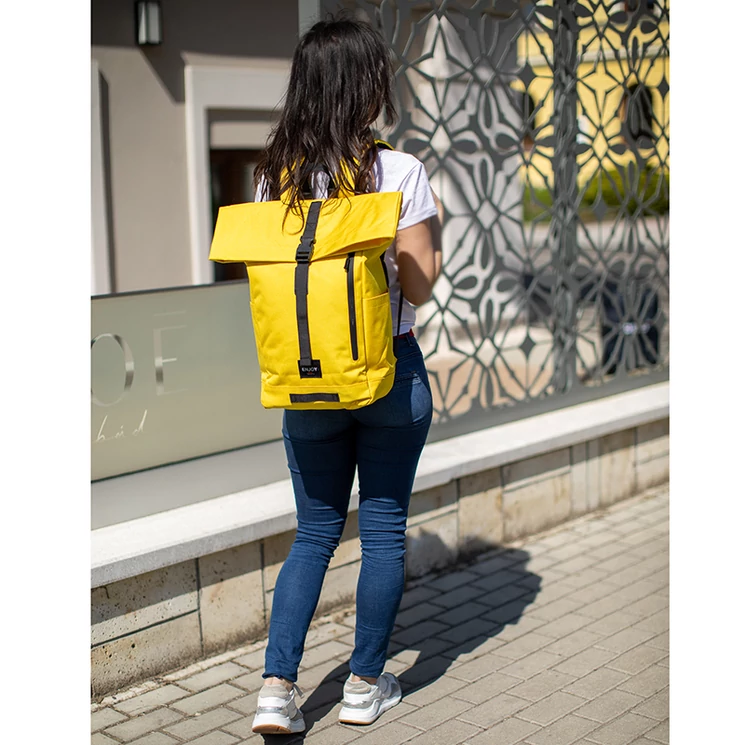 Sárga vászon többzsebes hátizsák